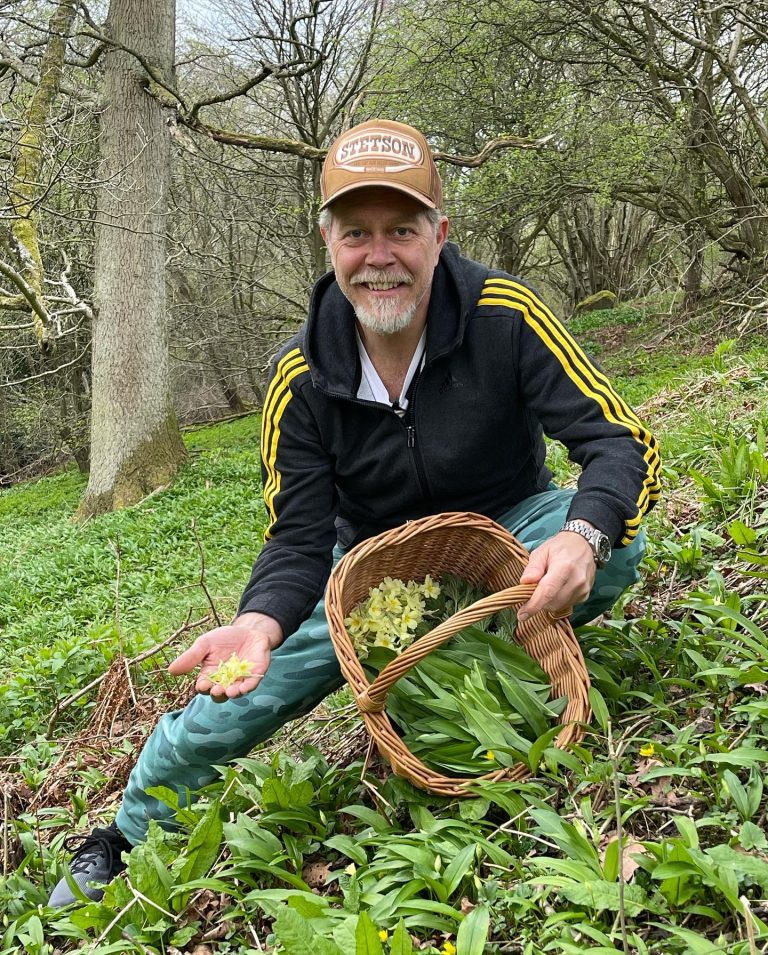 9EF97169 D249 451E B7D5 68A3036D4F51 768x955