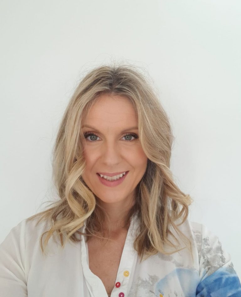 colourphotoclinic1 2 768x947