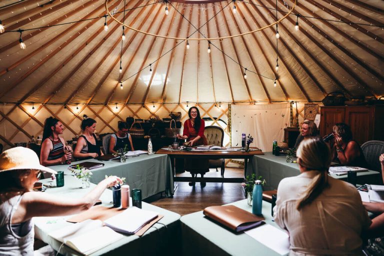 herbalism school learning approach Heritage School of Herbal Medicine Meghan Rhodes 768x512